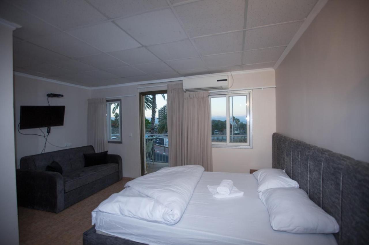 Puy Ahuzat Haosher Hotel Tiberias Exterior photo