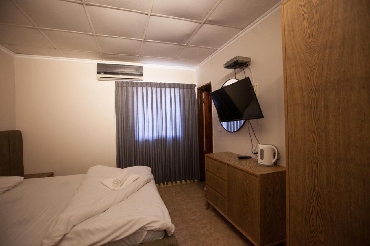 Puy Ahuzat Haosher Hotel Tiberias Exterior photo