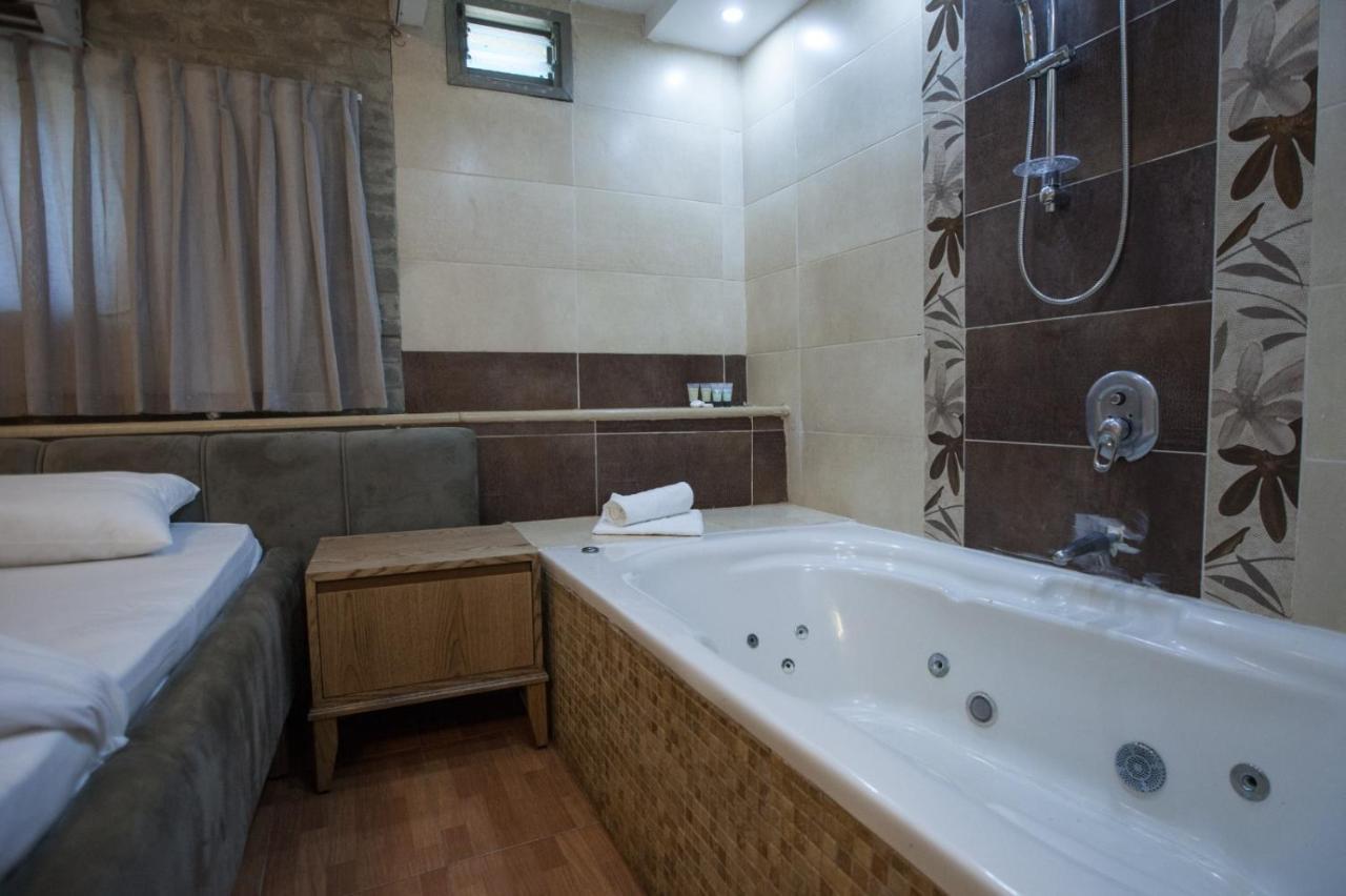 Puy Ahuzat Haosher Hotel Tiberias Exterior photo