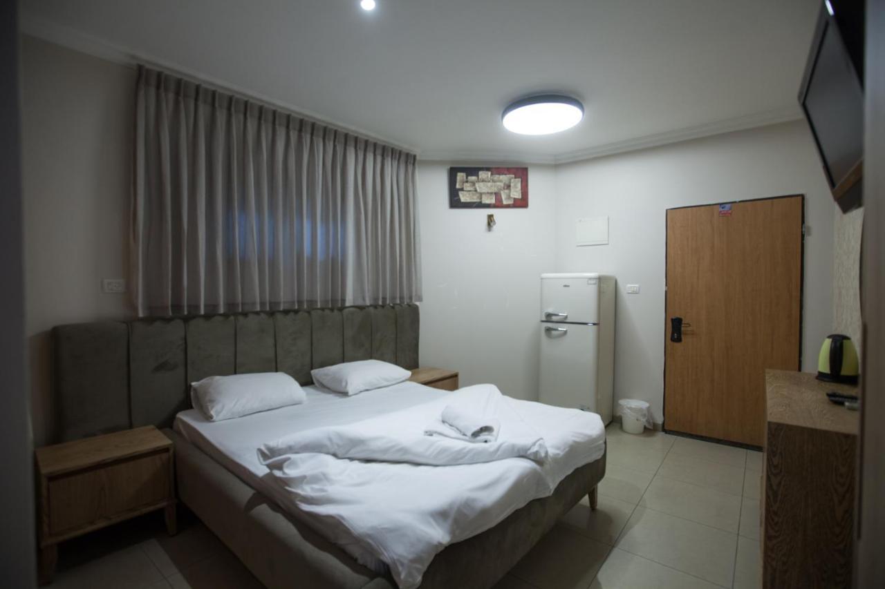 Puy Ahuzat Haosher Hotel Tiberias Exterior photo